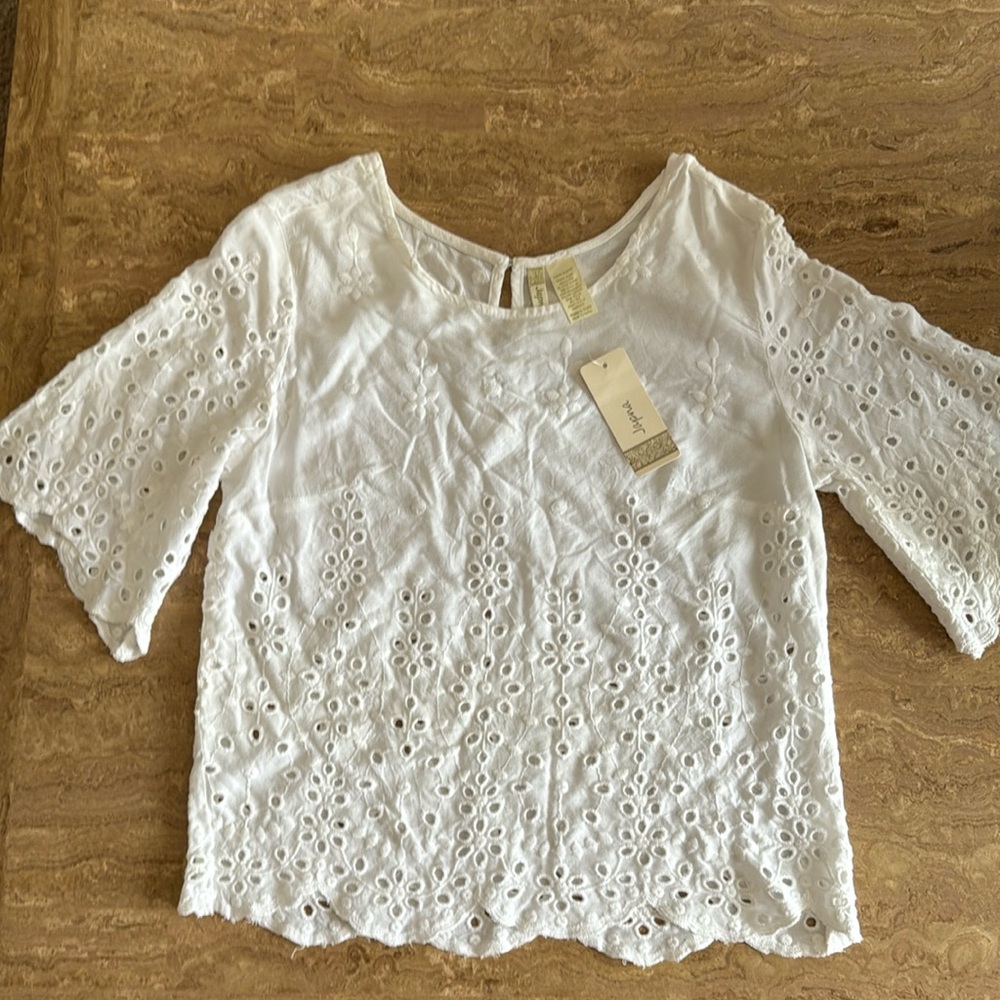 Japna Women’s White Eyelet Blouse Scalloped Edge size XS